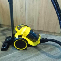 Overview of the Karcher VC 3 vacuum cleaner: the ideal cleaner for smooth surfaces