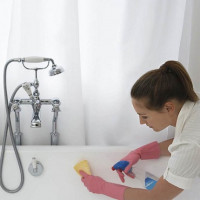 Hur och vad är bäst att tvätta ett vitt bad: effektiva industriella kompositioner och folkkompositioner + värdefulla tips