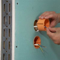 Lizdų dėžių montavimas: kaip montuoti lizdų dėžes betonuose ir gipso kartonuose