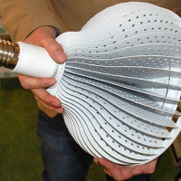 LED lampa E40: ierīce, raksturlielumi, darbības joma