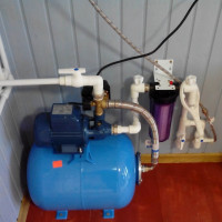 Raccordement d'une station de pompage à un puits: règles d'organisation de l'approvisionnement autonome en eau