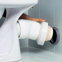 Installing the corrugation on the toilet and the specifics of connecting plumbing with it
