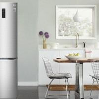 Kā izvēlēties šauru ledusskapi: padomi klientiem + 10 labākie modeļi tirgū
