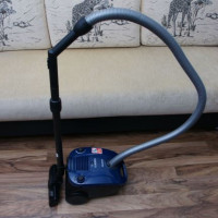 Review of the Samsung SC4140 vacuum cleaner: a durable workhorse without frills