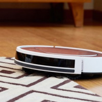 Review of the iLife v7s robot vacuum cleaner: a budget and fairly functional assistant