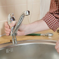 How to install a faucet in the kitchen: step-by-step instruction on the work