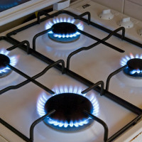 Is it possible to bask in a gas stove: norms and requirements + potential dangers when ignoring a ban