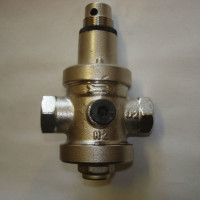 Water pressure reducer in the water supply system: purpose, device, regulation rules