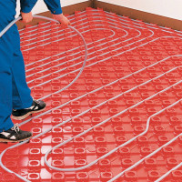 Laying underfloor heating pipes: installation + how to choose a step and make a less expensive circuit