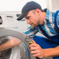 Veļas mazgājamā mašīna ekstrakcijas laikā neizraisa un nerada troksni: sabrukšanas cēloņu analīze un remonta instrukcijas