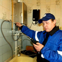 Întreținerea sobelor pe gaz în apartamente: ceea ce este inclus în întreținerea, calendarul și frecvența serviciului