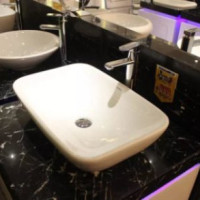 Countertop washbasin: features of selection and installation