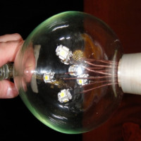مصباح LED DIY: المخطط ، الفروق الدقيقة في التصميم ، التجميع الذاتي