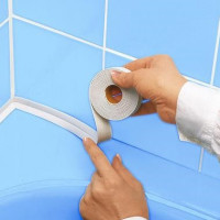 Ako nalepiť obrubník na kúpeľ: analýza pravidiel pokládky + návod na inštaláciu