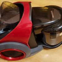 Review of the Samsung SW17H9071H vacuum cleaner with an aquafilter: a triple blow to pollution