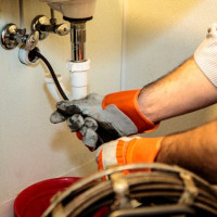 Cómo eliminar la obstrucción en las tuberías en el hogar: los mejores medios y métodos de limpieza