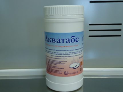 „Aquatabs“ - chloro turinčios tabletės