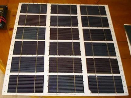 Placera solceller på ett underlag