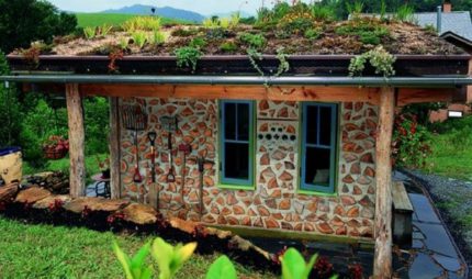 House by cordwood technology