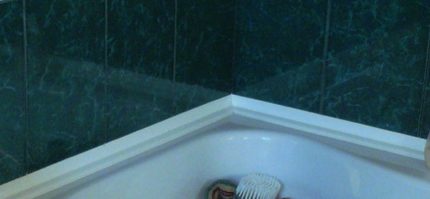 Skirting bathtub trim