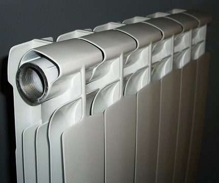 Sammenklappelig radiator med separate sektioner