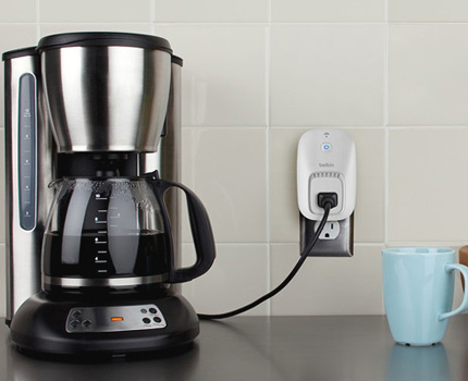 Smart socket will turn on the coffee maker