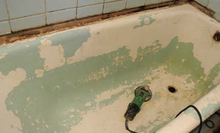 Öntöttvas fürdő restaurálása