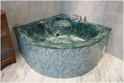 Bañera de piedra artificial