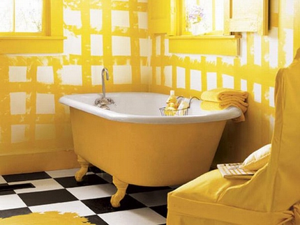 אמבטיה צהובה