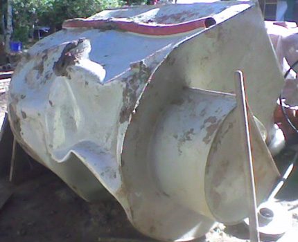 Crumpled septic tank DKS