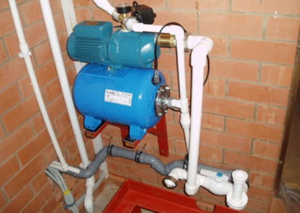 Do-it-yourself plumbing in a private house