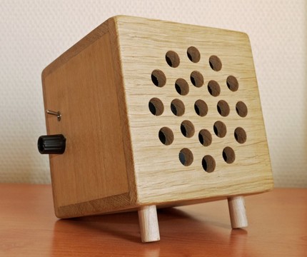 Calentador de caja de madera
