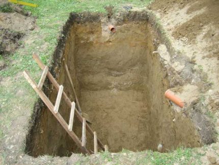 Excavation pit for septic tank