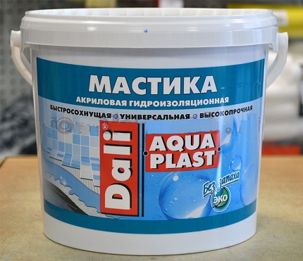 Mastic bitumen-polymer