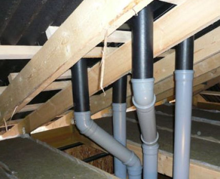 For ventilation ducts, galvanized and plastic pipes are used.
