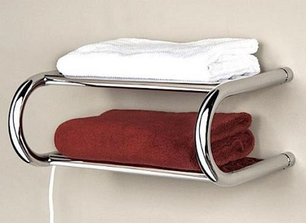 Elektrická vyhřívaná věšák na ručníky