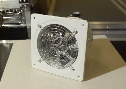 Ventilator PRO-150
