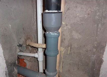 Přechod na potrubí ventilátoru