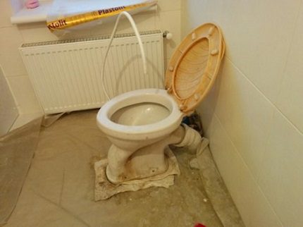 Temporary toilet