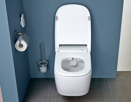 Intelligens WC mosással és szárítással