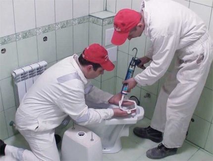 Putting the toilet on glue