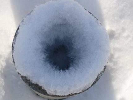 Freezing sewer pipe