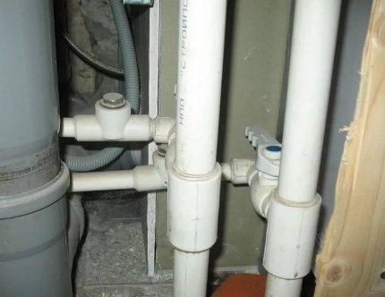 Plastic pipe insert