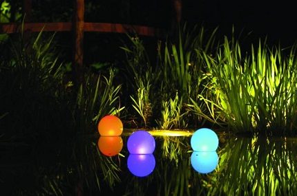 Pond lighting with solar lights