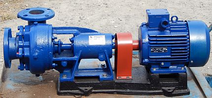 Cantilever circulation pump