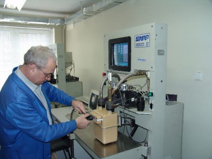 Laboratory counter check
