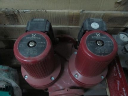 Twin circulation pumps