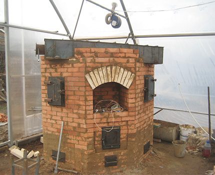 Greenhouse stone oven