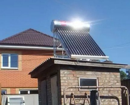 Roof solar collector