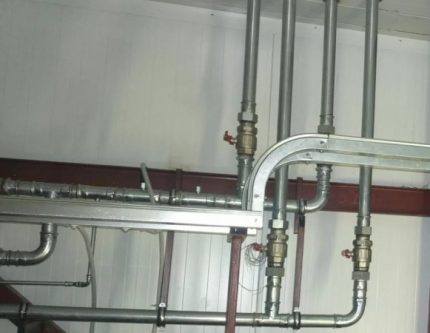 Steel pipes in the heating system